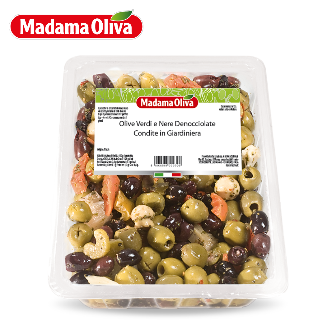 Madama Oliva Pitted Green and Black Olives Seasoned in Pickled Vegetables 1kg